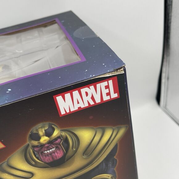 Marvel Gallery Diorama Thanos 9-Inch PVC Statue Diamond Select Toys - Picture 7 of 16